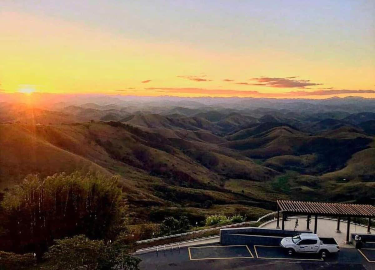 Casa Luar Na Serra Em Conservatoria Valenca  Esterno foto